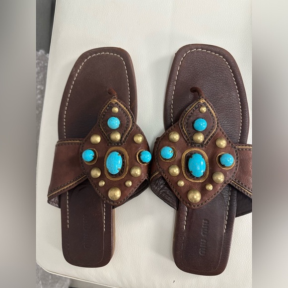 Miu Miu Dark Brown Leather Stone Studded Thong Flat Sandals Size 40 - Picture 1 of 4